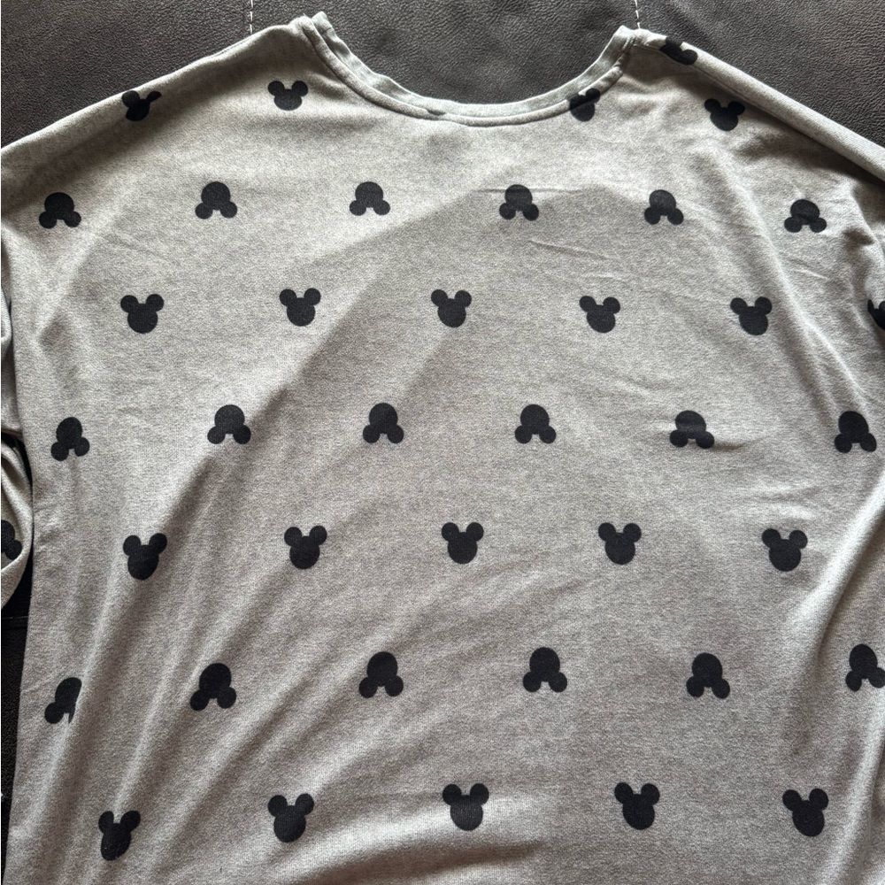 Disney Gray and Black Mickey Mouse Women's Top XXL - Picture 2 of 9